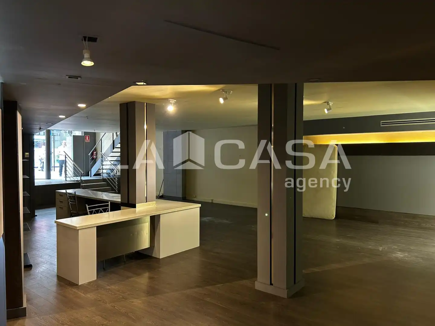 Local comercial en alquiler en Carrer de Sant Silvestre, imagen 2
