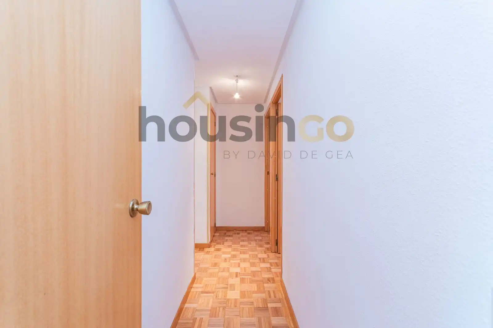 Flat for rent in Madrid  with Air Conditioner, Heating and Storage room