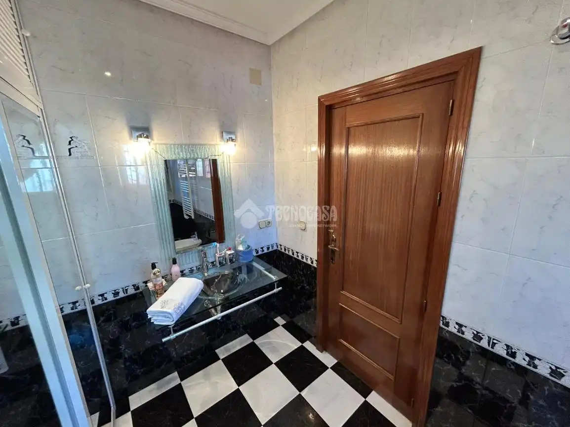 Baño de Casa adosada en venta en Antequera con Terraza