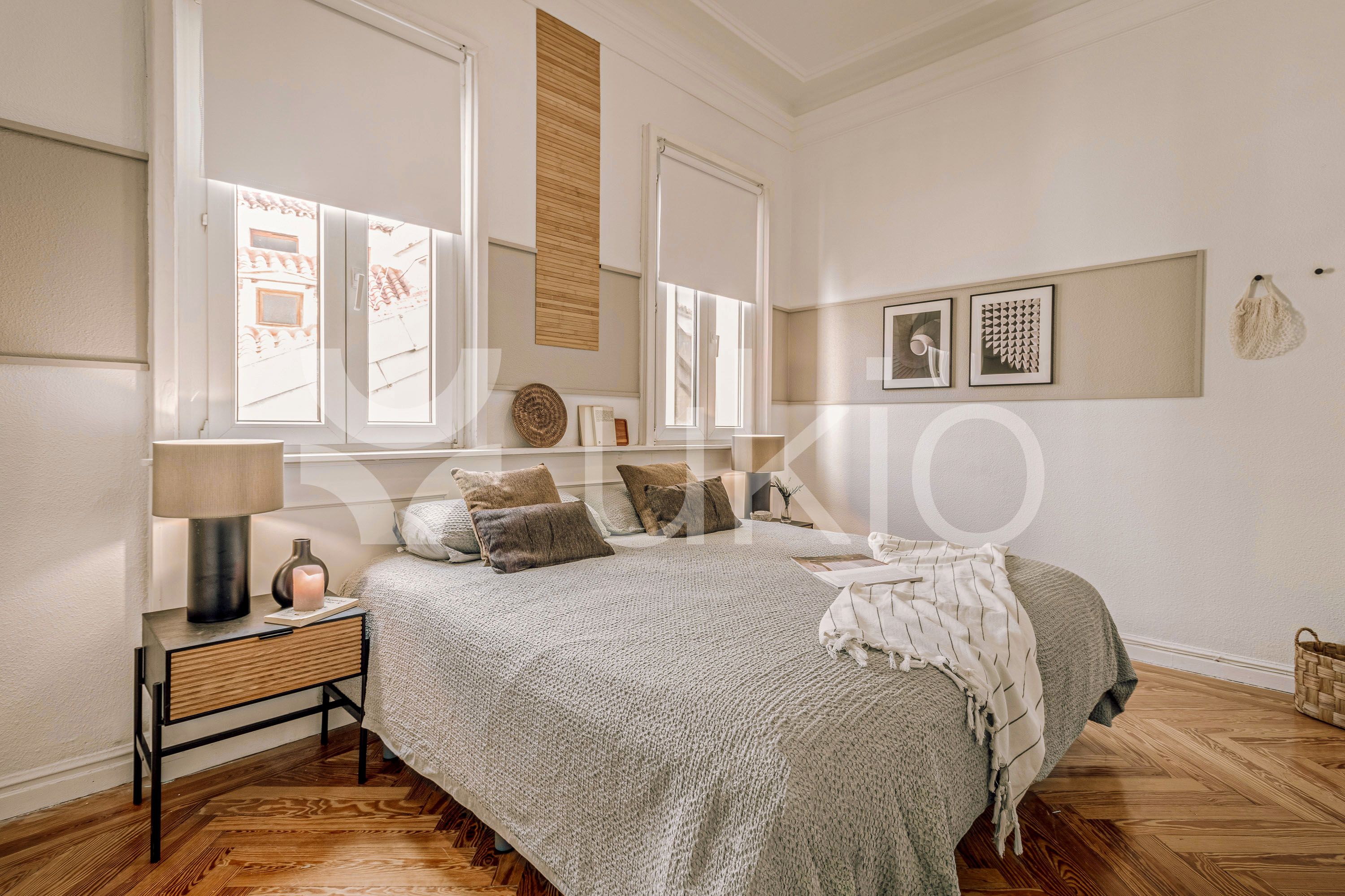 Dormitori de Apartament de lloguer en  Madrid Capital amb Aire condicionat, Calefacció i Moblat