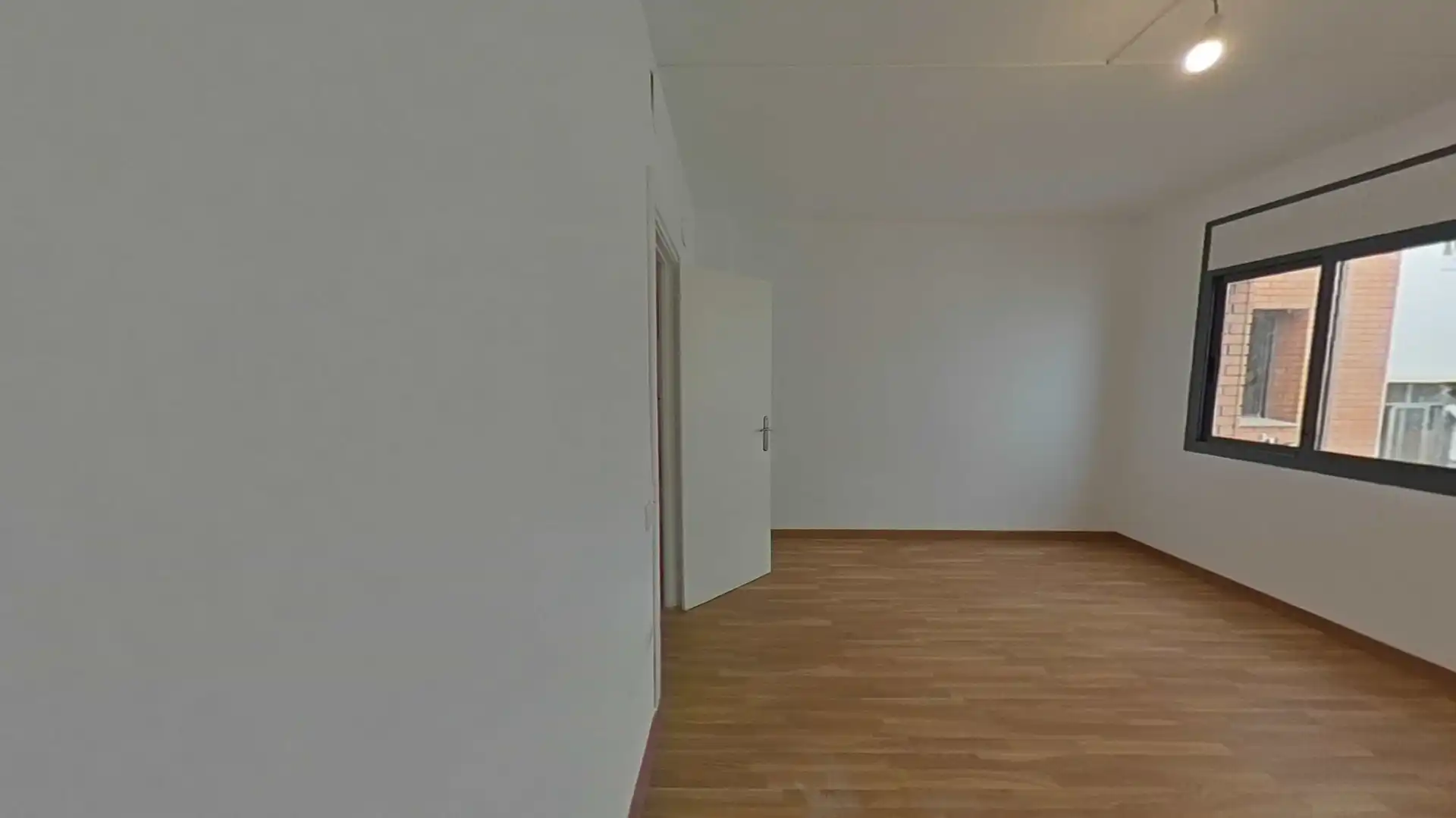 Schlafzimmer von Maisonette zum Verkauf in Cornellà de Llobregat