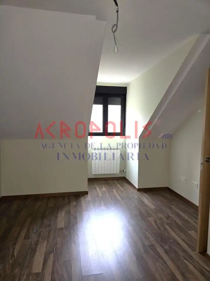 Dúplex amb ascensor en venda a Avenida Emiliano Alonso Sanchez - Lombas 17, imagen 5