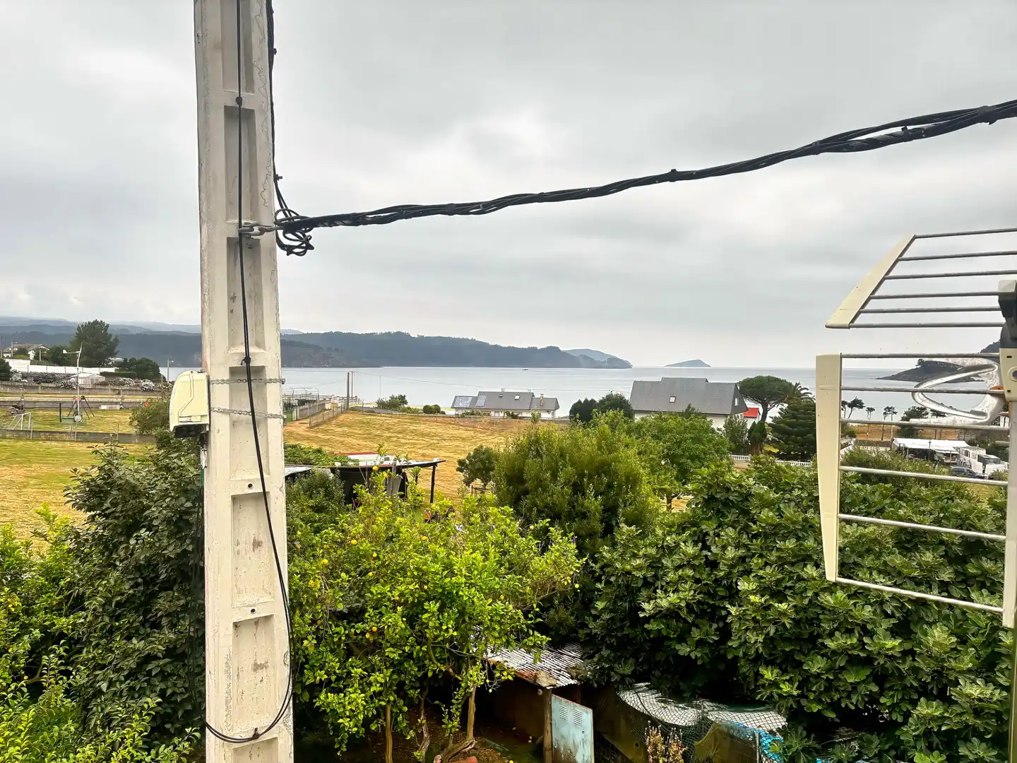Außenansicht von Haus oder Chalet zum Verkauf in Viveiro mit Heizung, Privatgarten und Abstellraum