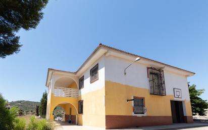 Vista exterior de Casa o xalet en venda en Cheste amb Terrassa i Balcó