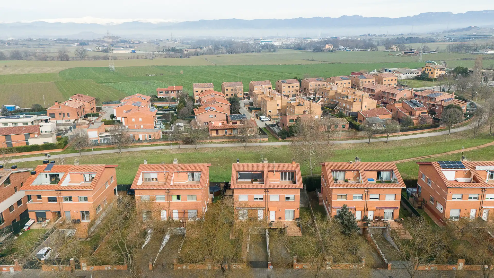 Exterior view of Detached homes for sale in Vic  with Heating, Private garden and Parquet flooring