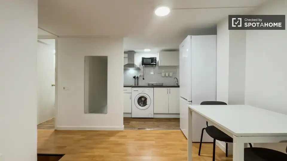 Flat for rent in Sant Pere, Sta. Caterina i la Ribera