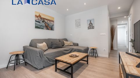 Foto 3 de Piso en venta en Palos de Moguer, Madrid Capital