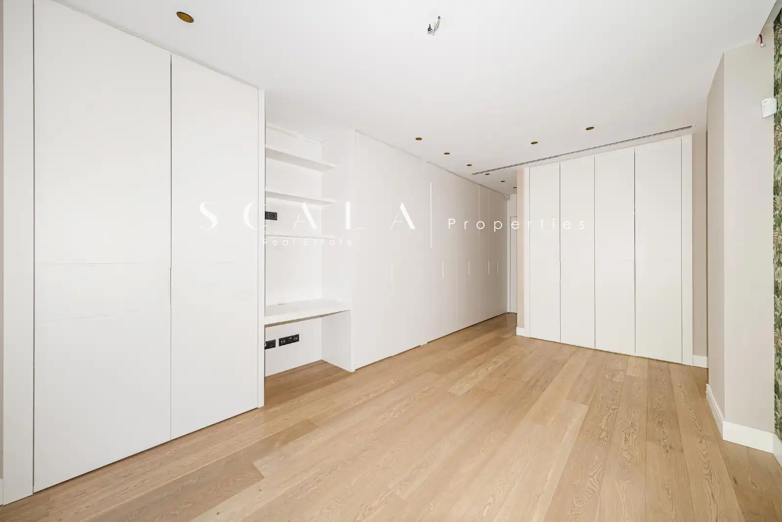 Schlafzimmer von Wohnung zur Miete in Madrid mit Klimaanlage, Heizung und Privatgarten