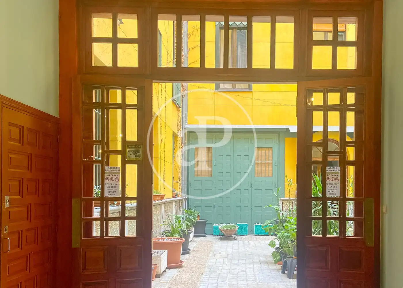 Vista exterior de Piso en venta en Madrid con Aire acondicionado, Calefacción y Balcón