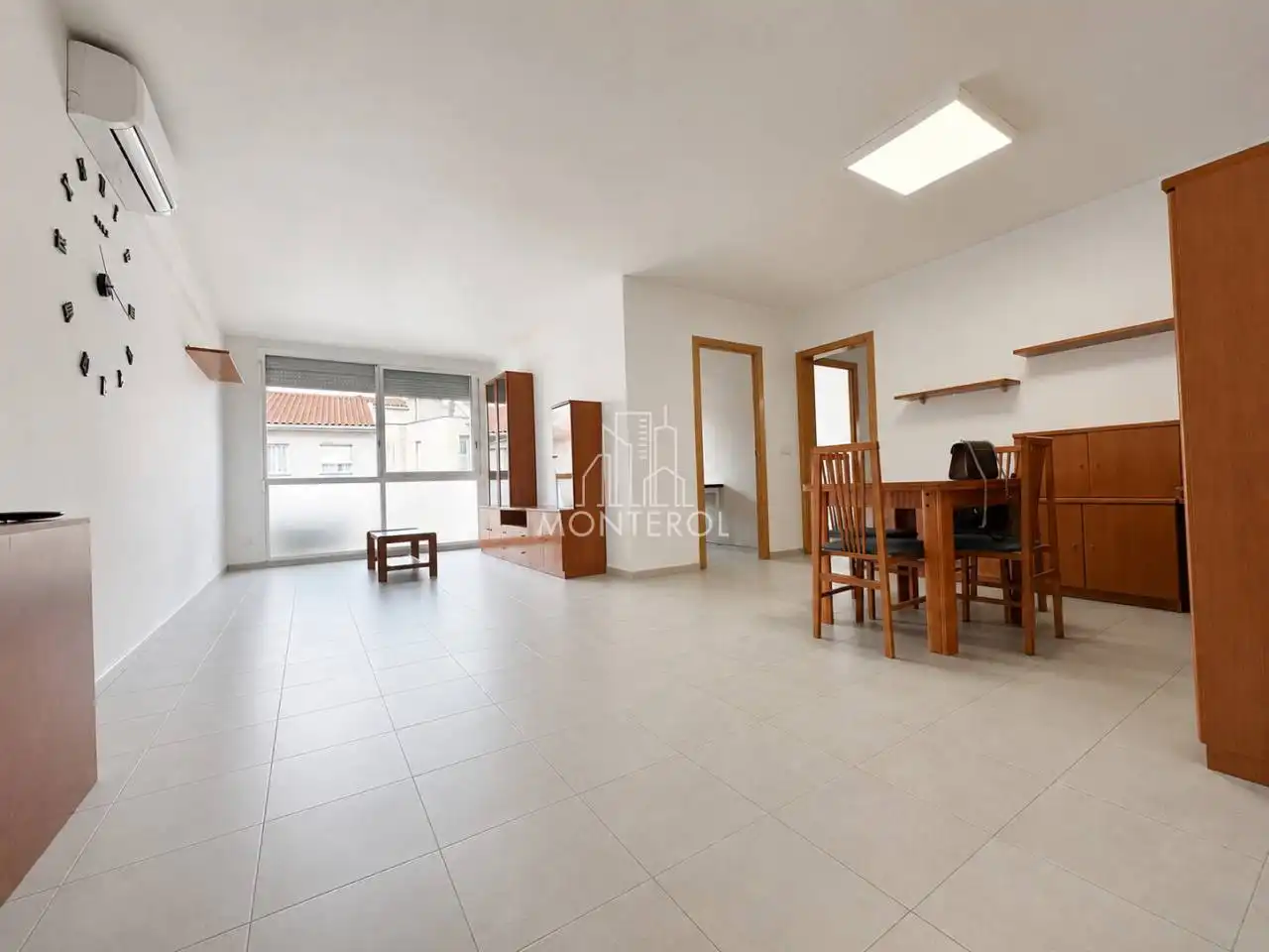 Exterior view of Flat for sale in Terrassa  with Air Conditioner, Heating and Terrace