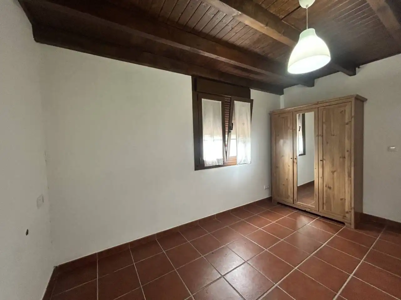 Schlafzimmer von Haus oder Chalet zum Verkauf in Llanes mit Heizung, Privatgarten und Terrasse