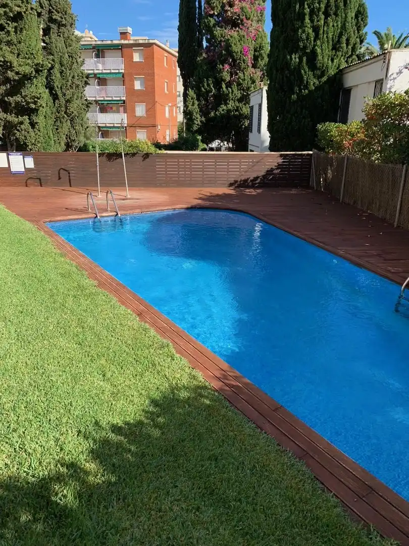 Apartamento de alquiler en Carrer d'Aragó, Platja de la Paella