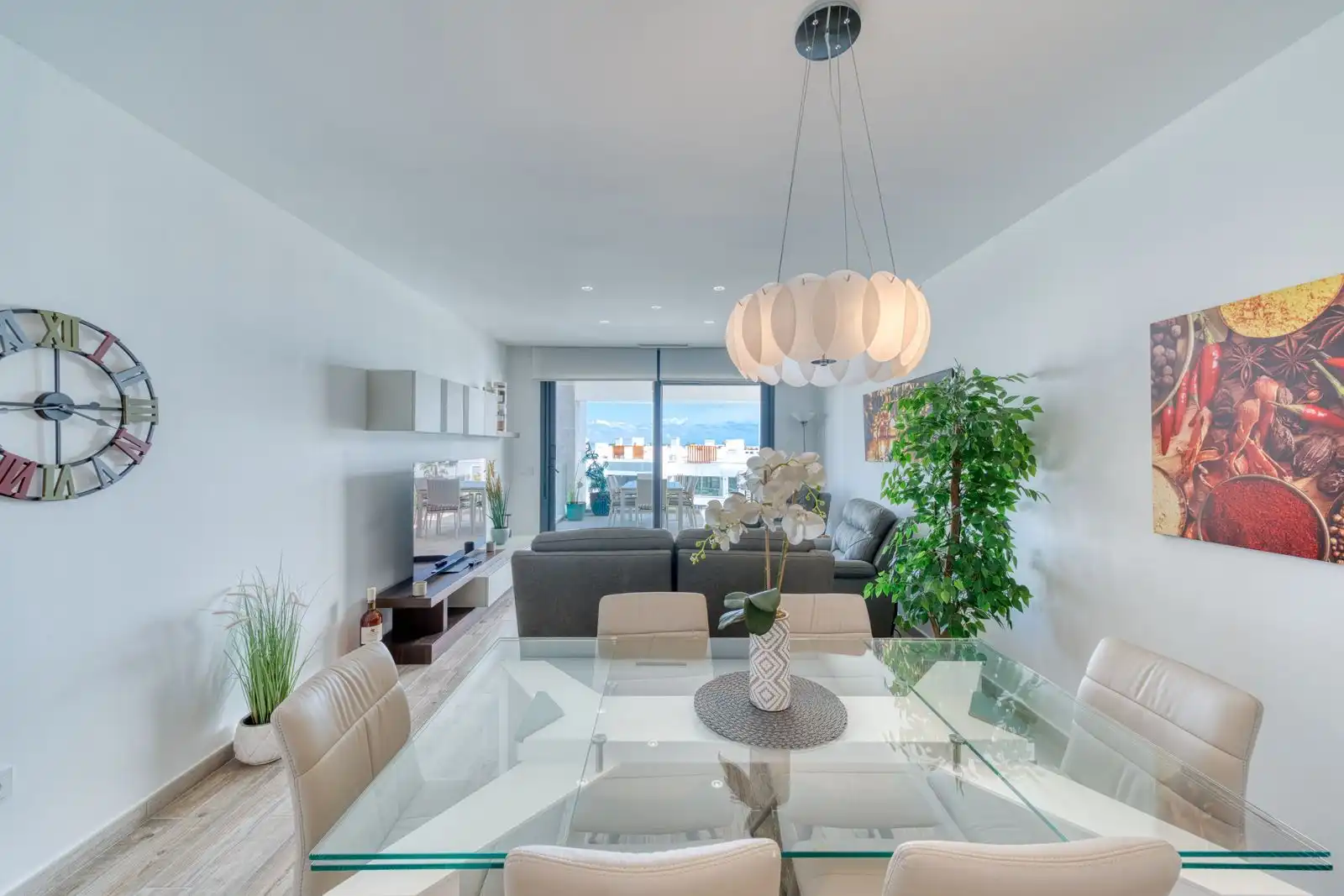 Comedor de Ático de alquiler en Estepona con Aire acondicionado, Terraza y Amueblado