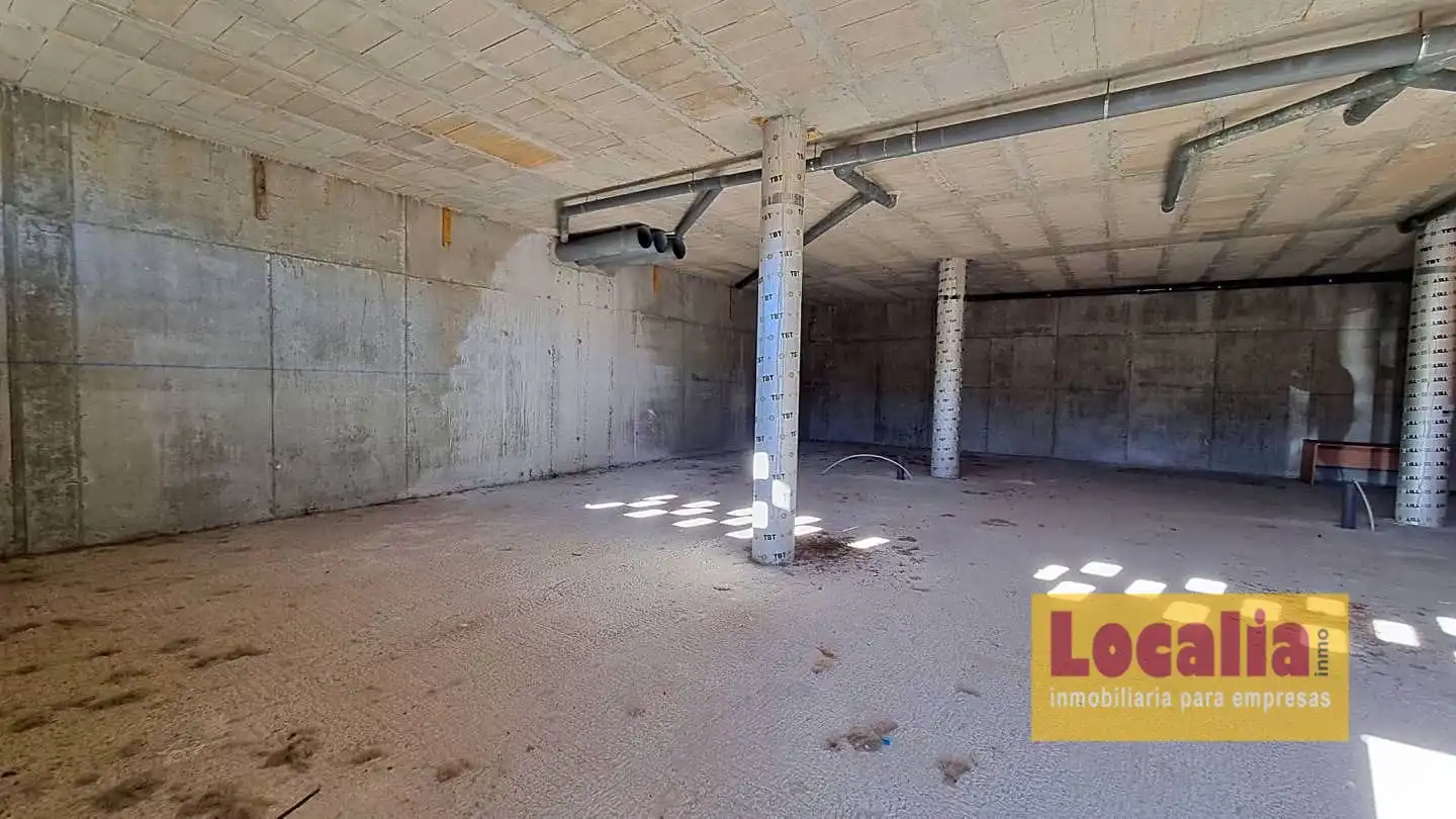 Local comercial en venda a Barrio Parayo, imagen 4