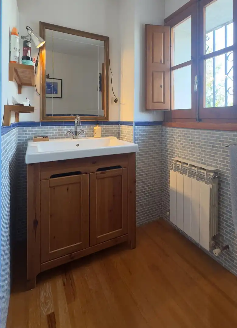 Baño de Casa o chalet en venta en Baños de Rioja con Calefacción, Jardín privado y Terraza
