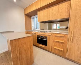 Kitchen of Flat to rent in  Madrid Capital  with Air Conditioner, Heating and Terrace