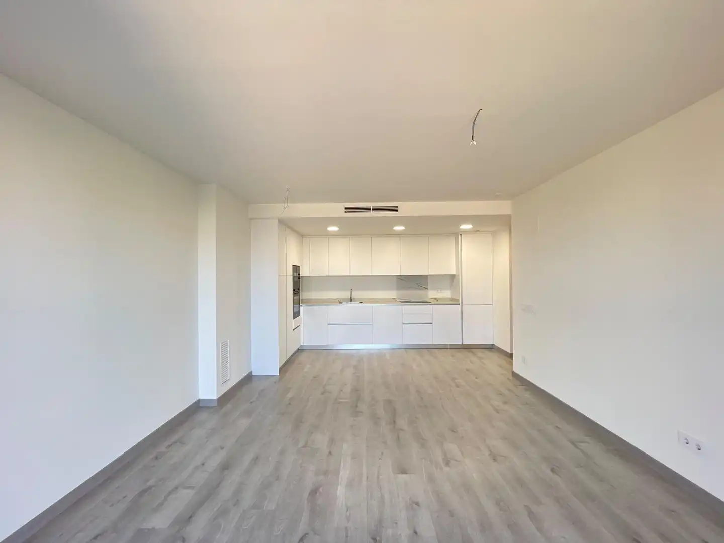 Appartamento con terrazza in vendita a CESAR MARTINELL I BRUNET, imagen 2