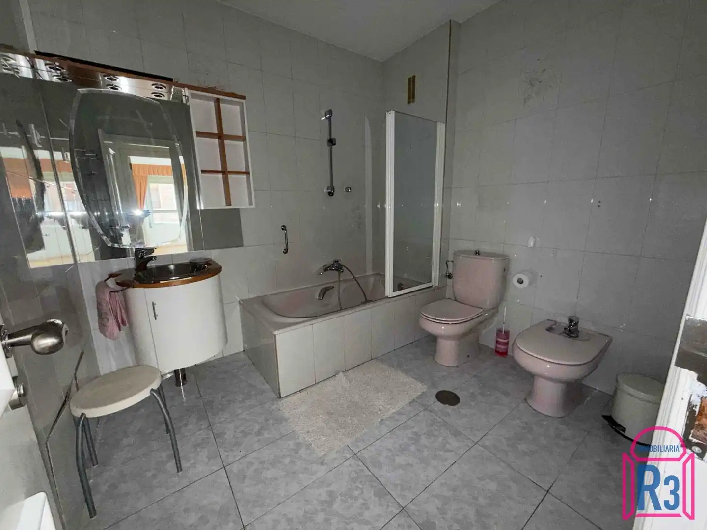 Baño de Apartamento en venta en León Capital  con Calefacción