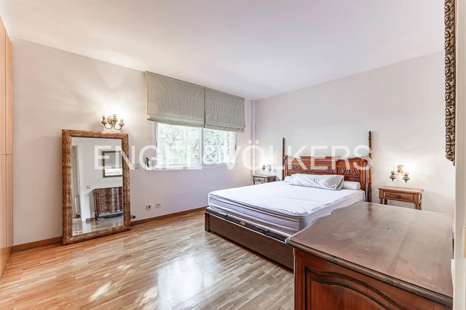 Bedroom of Detached homes for sale in Sant Cugat del Vallès  with Air Conditioner, Heating and Private garden