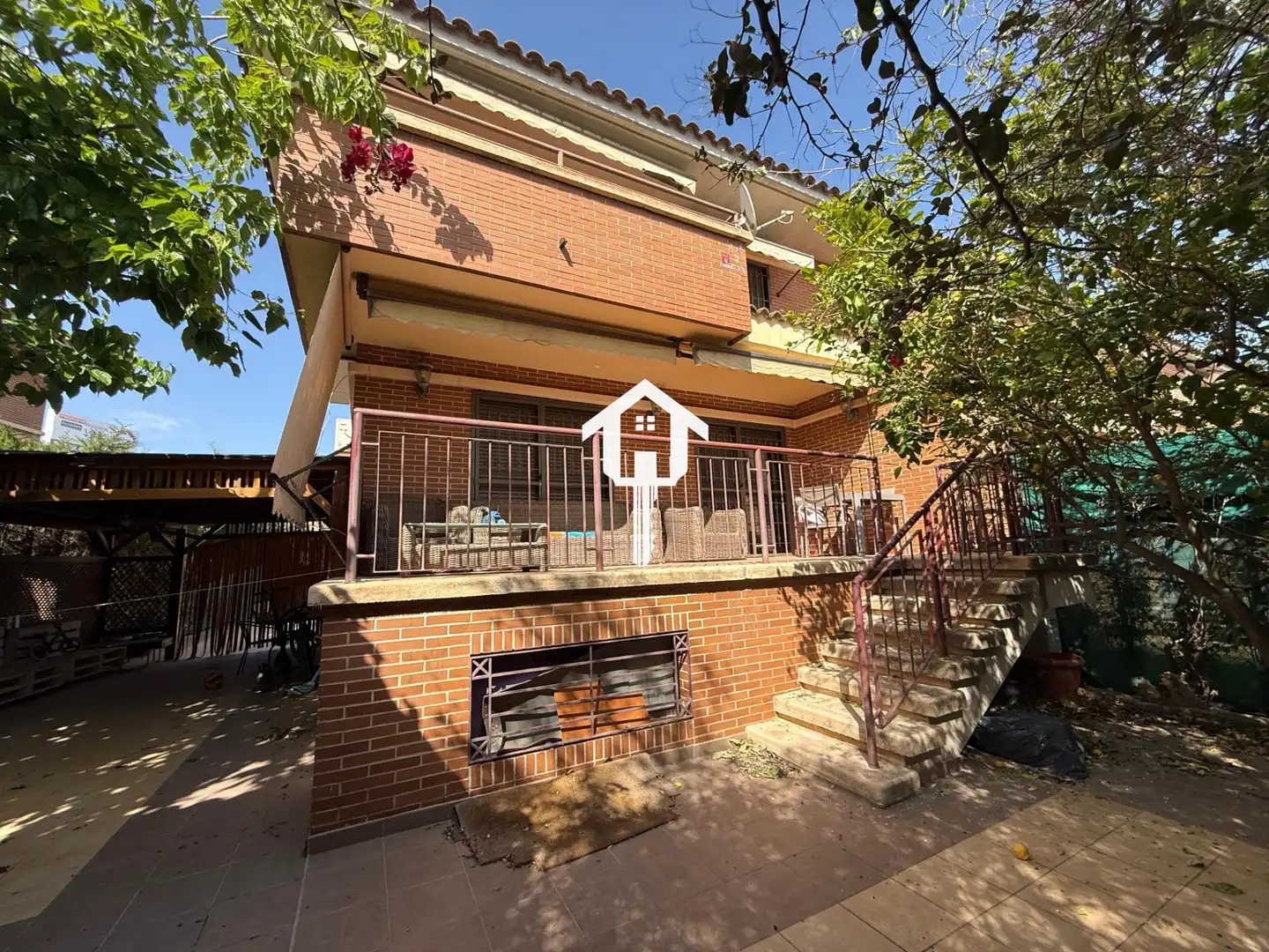 Vista exterior de Casa adosada en venta en Mutxamel con Aire acondicionado, Trastero y Amueblado