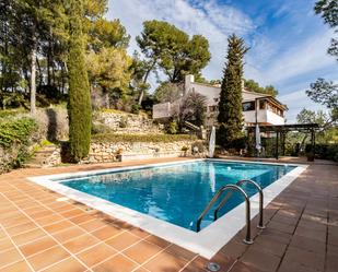 Piscina de Casa o xalet en venda en Matadepera amb Calefacció, Jardí privat i Terrassa