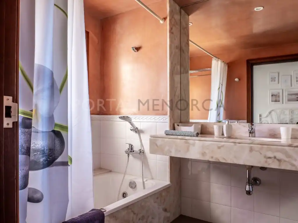 Baño de Casa o chalet en venta en Ciutadella de Menorca con Aire acondicionado, Jardín privado y Terraza