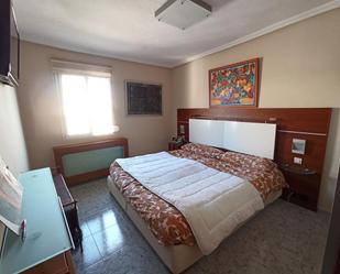 Bedroom of House or chalet for sale in La Puebla de Alfindén  with Air Conditioner and Terrace