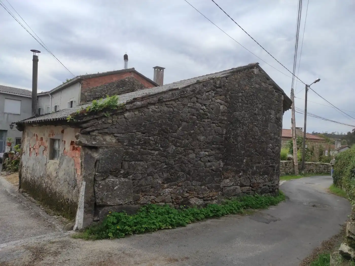 Vista exterior de Casa o xalet en venda en Santiago de Compostela 