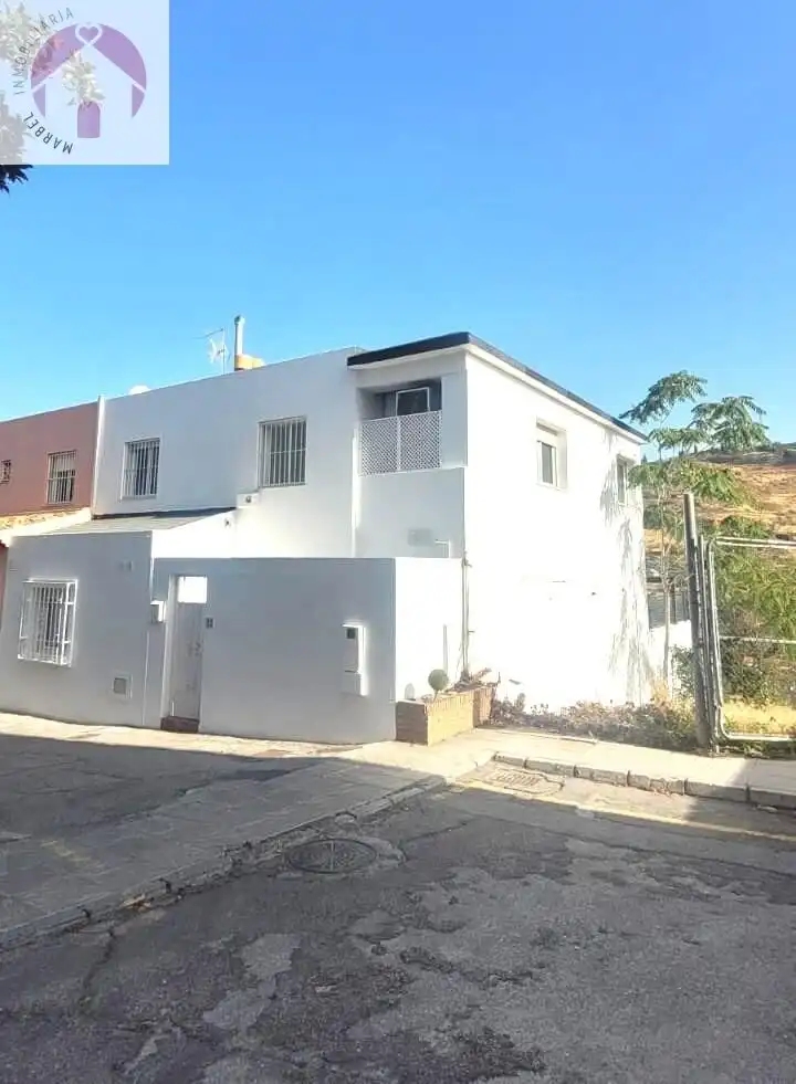 Villa à vendre à Genil, imagen 2
