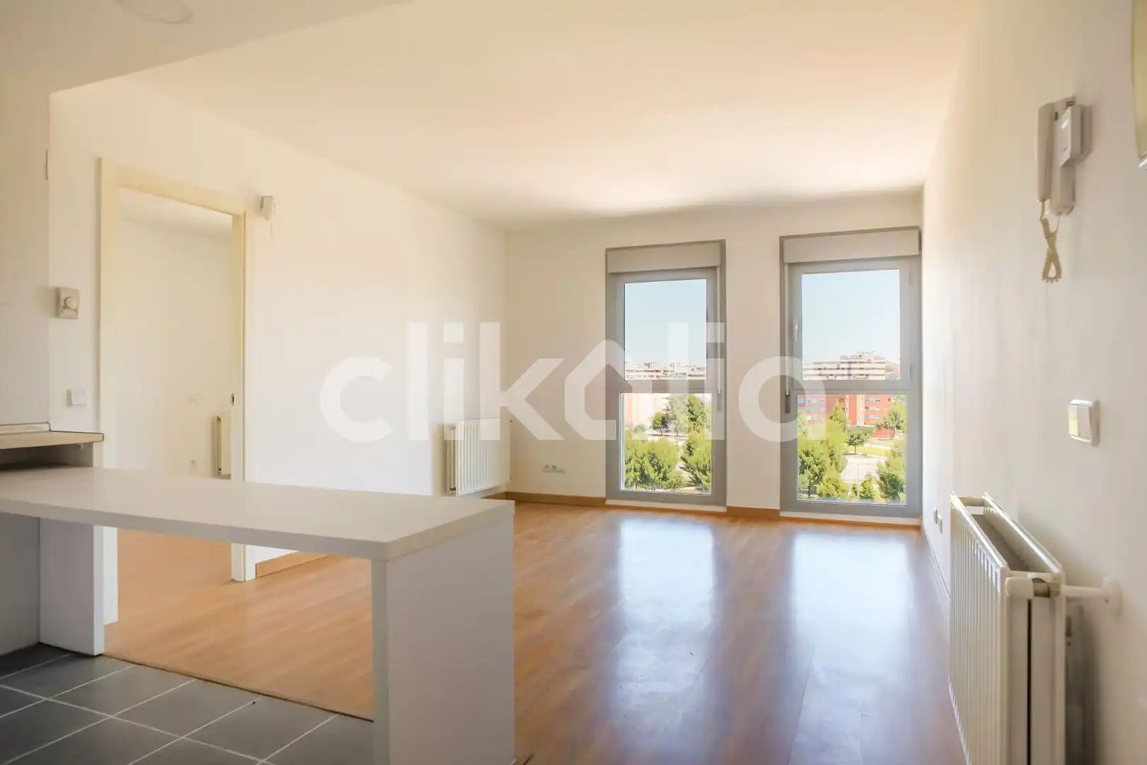 Living room of Flat for sale in Madrid  with Heating and Storage room