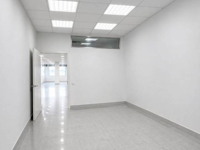 Oficina en Alquiler en Avinguda del Progrés, 71 en Zona Industrial i Agrícola
