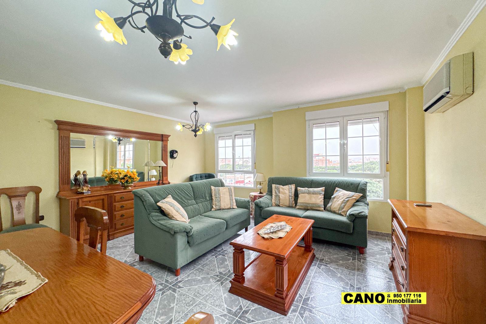 Piso en venta en Regaliz, Nueva Almería - Cortijo Grande - Vega de Acá