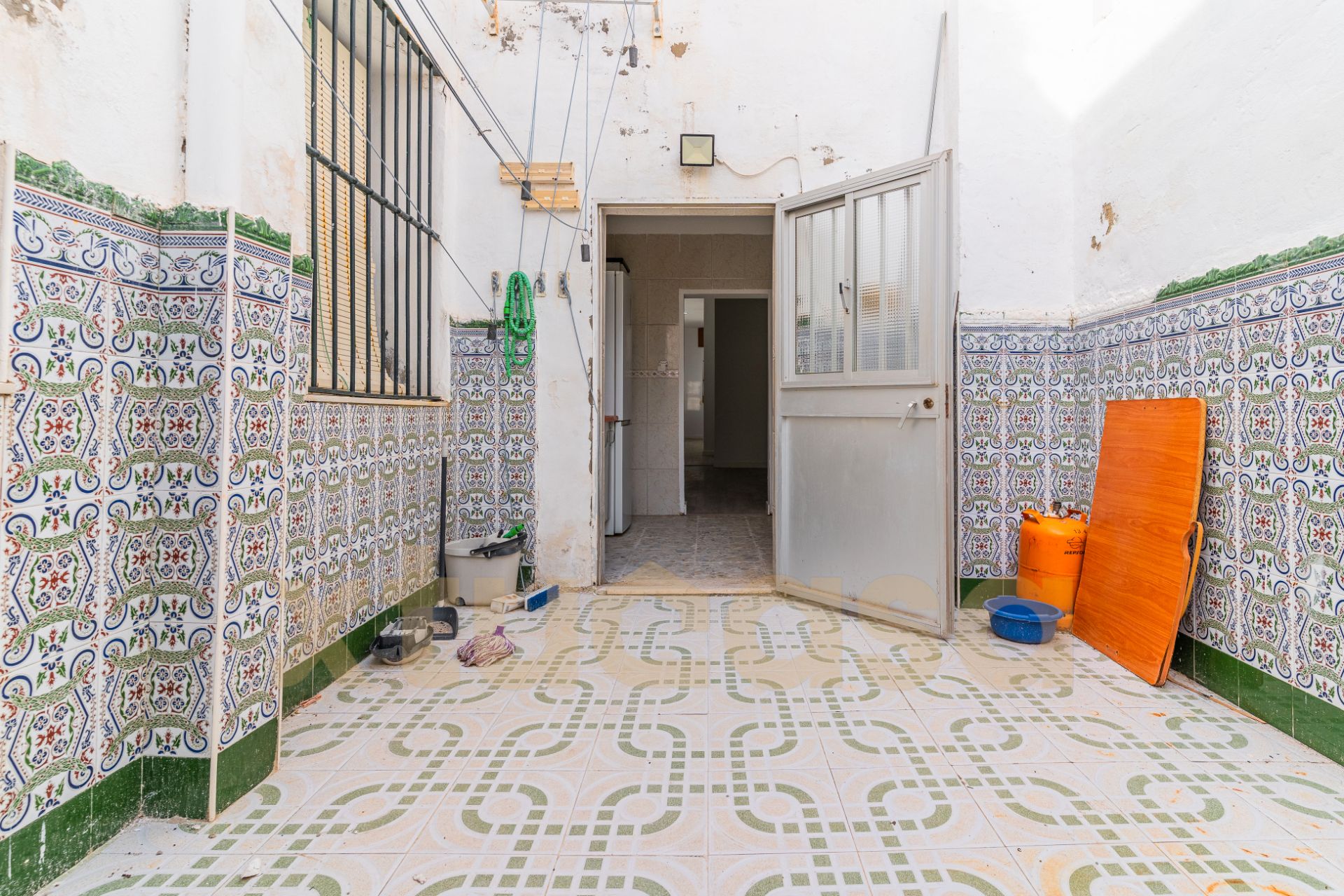 Casa adosada en venda a Calle Sagasta, Centro