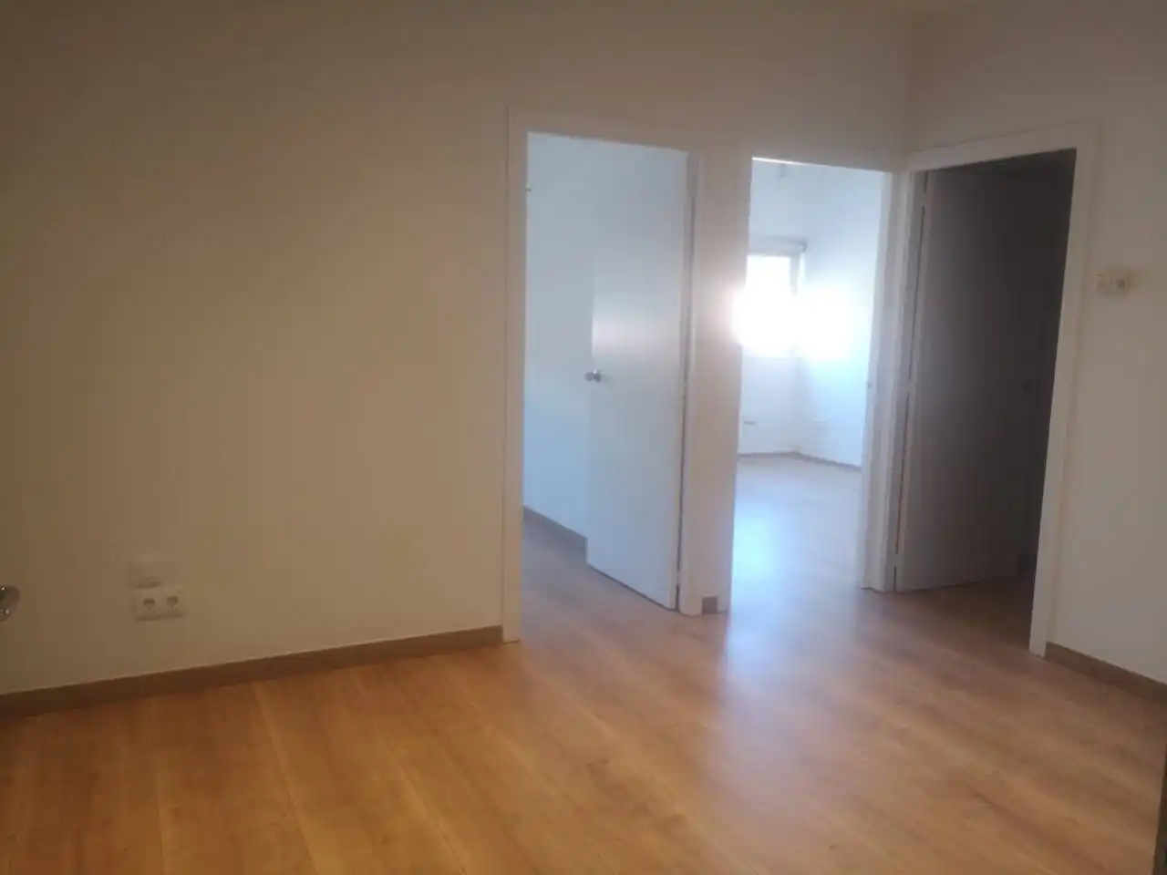 Büro zur Miete in Sant Cugat del Vallès mit Klimaanlage und Heizung