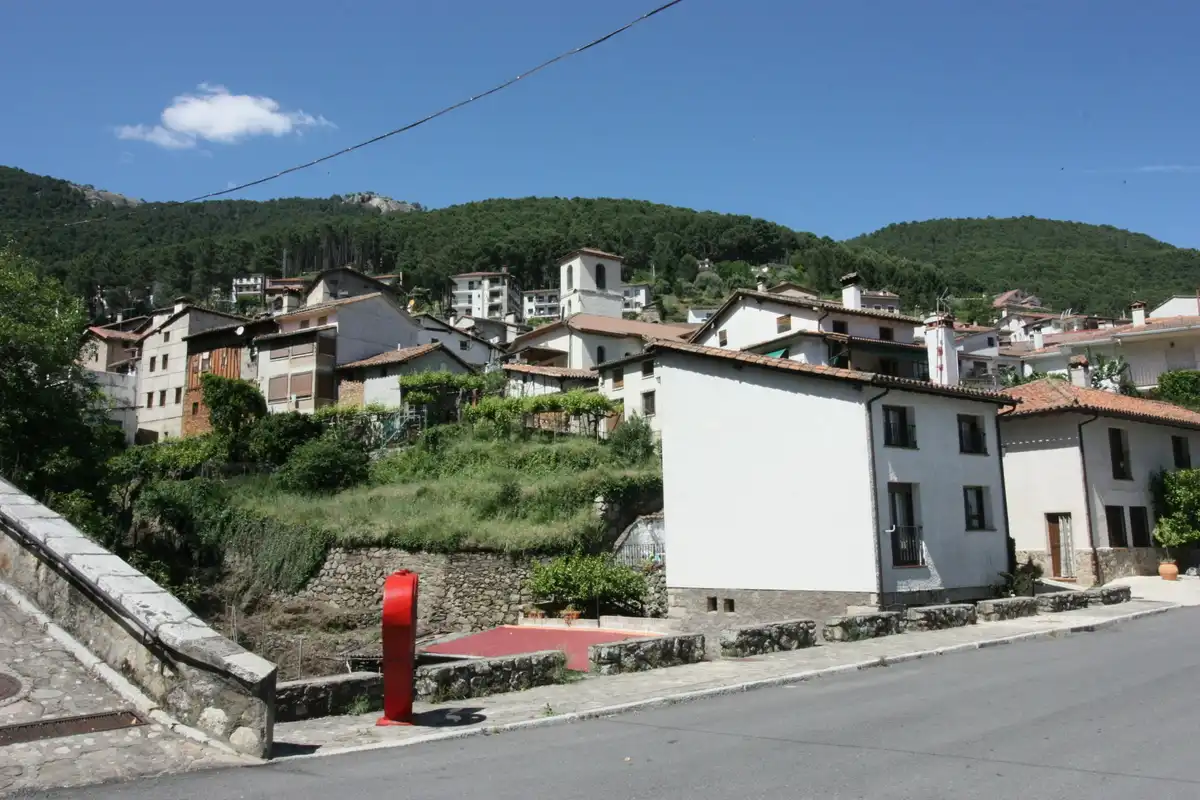Außenansicht von Residential zum Verkauf in Guisando