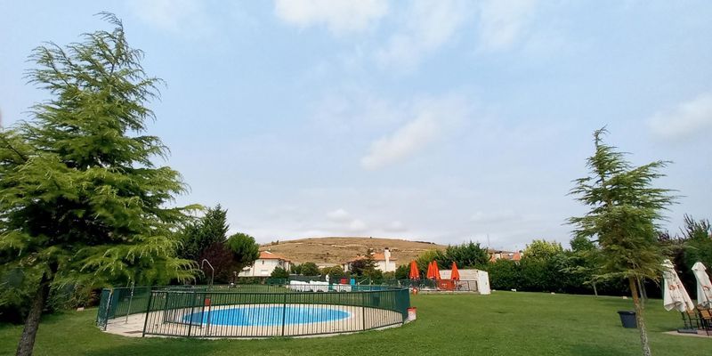 Swimming pool of Single-family semi-detached for sale in Merindad de Río Ubierna  with Private garden, Terrace and Balcony