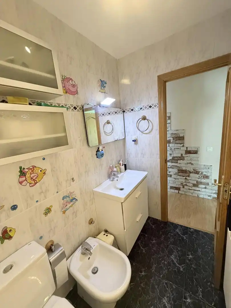 Bathroom of Flat for sale in Torrejón de Ardoz  with Air Conditioner, Heating and Terrace