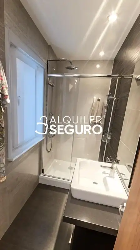 Appartement avec ascenseur à louer à Don Ramón de la Cruz