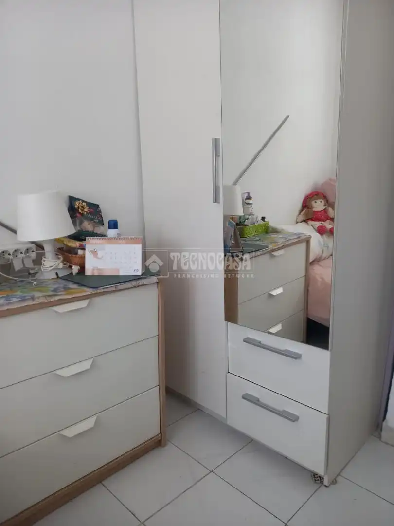 Bedroom of Flat for sale in Sevilla  with Air Conditioner