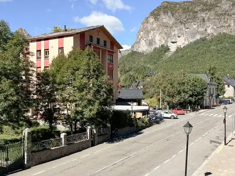 Wohnung zur Miete in Sallent de Gállego mit Balkon