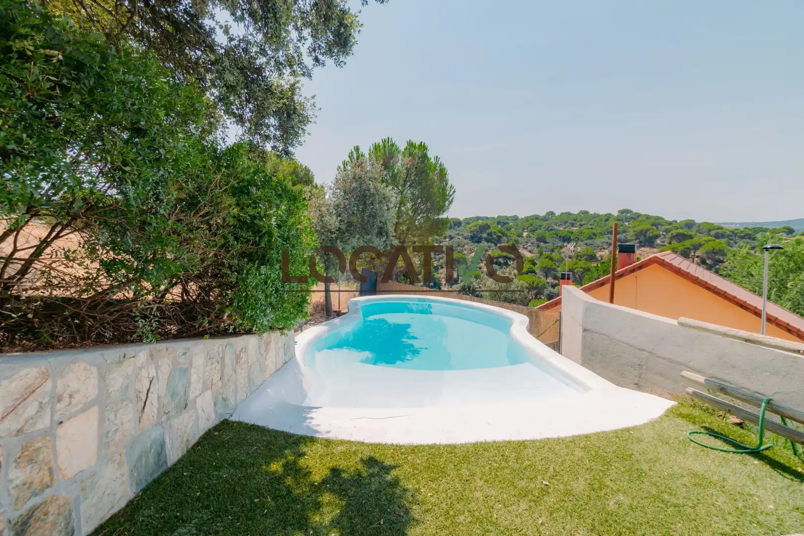 Piscina de Casa o xalet en venda en Navas del Rey amb Aire condicionat, Calefacció i Jardí privat