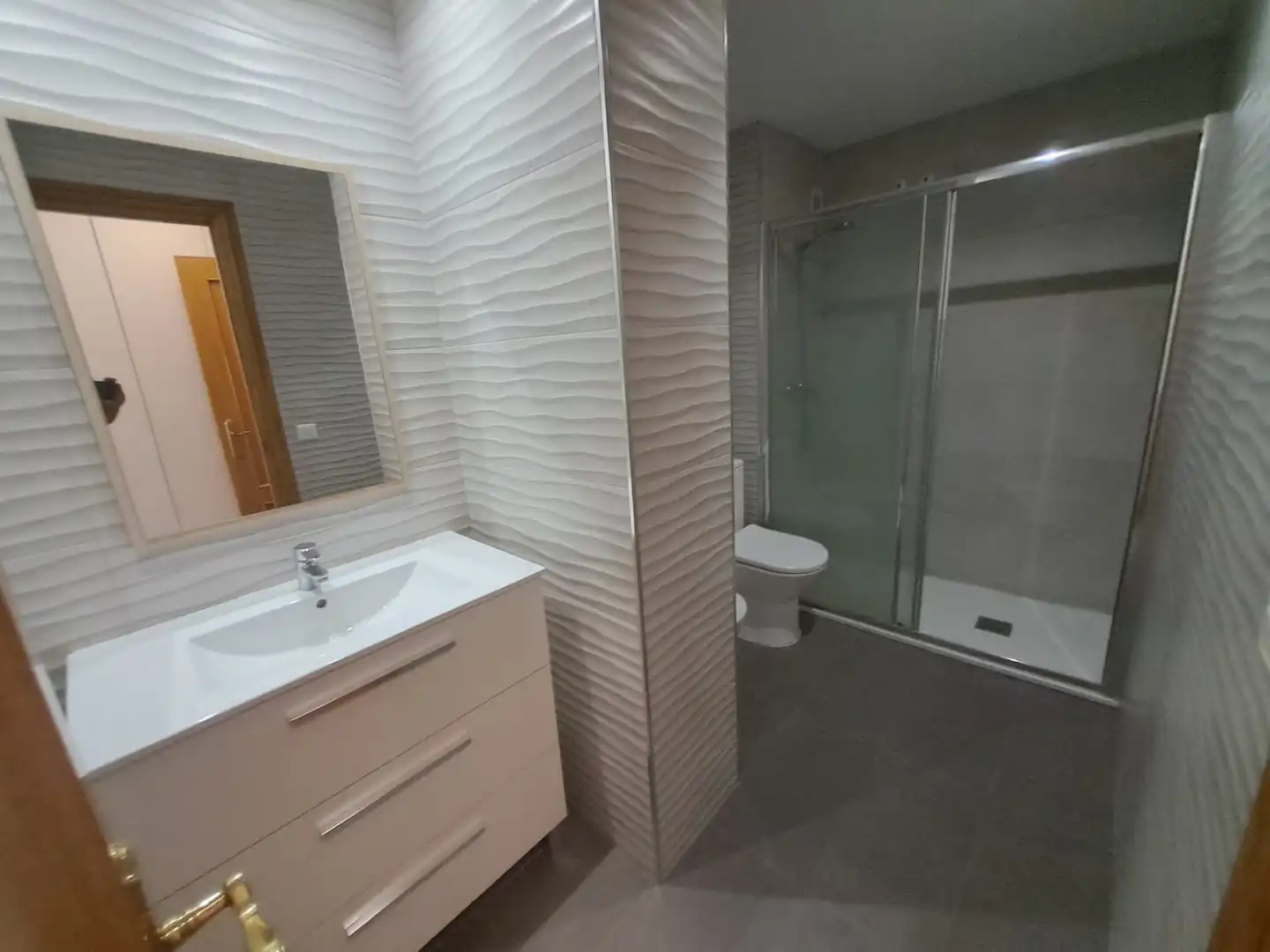 Badezimmer von Wohnung zur Miete in Burjassot mit Balkon