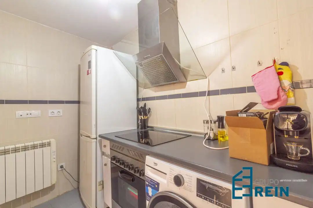 Kitchen of Flat for sale in Recas  with Air Conditioner and Heating
