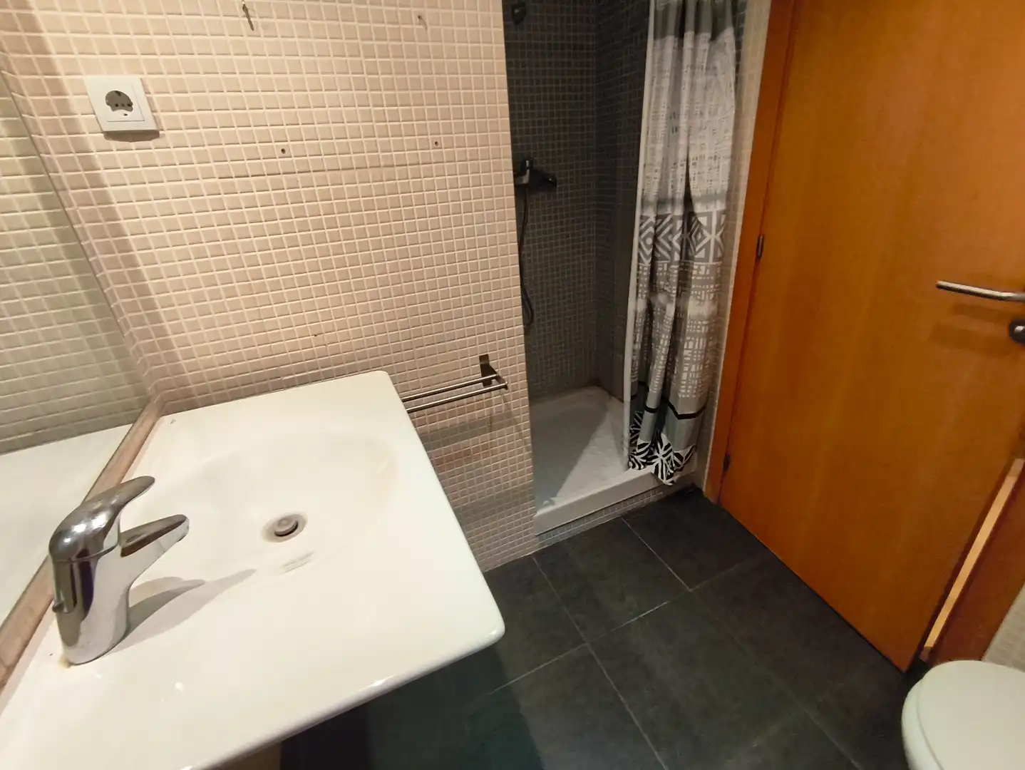 Bany de Pis en venda en Sabadell amb Aire condicionat, Calefacció i Parquet