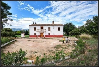 Vista exterior de Finca rústica en venda en Ontinyent amb Jardí privat i Terrassa