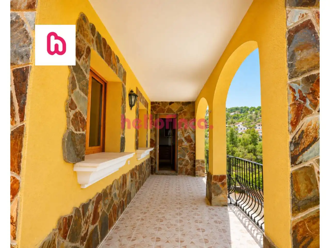 Vista exterior de Casa o xalet en venda en Olivella amb Aire condicionat, Calefacció i Jardí privat