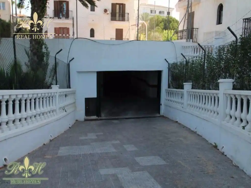 Einzelparkplatz zum Verkauf in PAU CASALS (EDIFICIO LAS DUNAS)