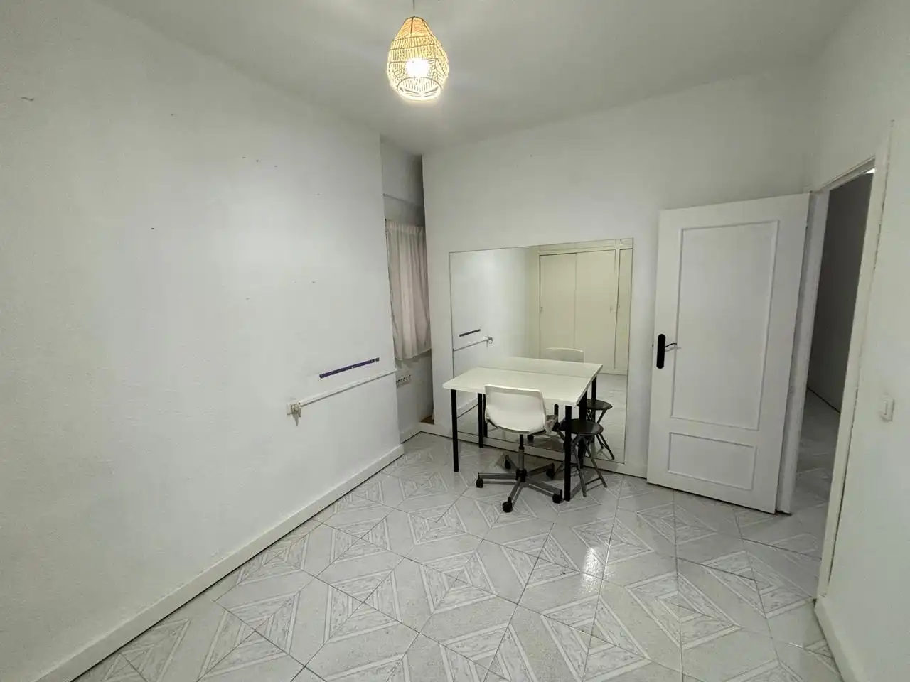 Flat for sale in Granada