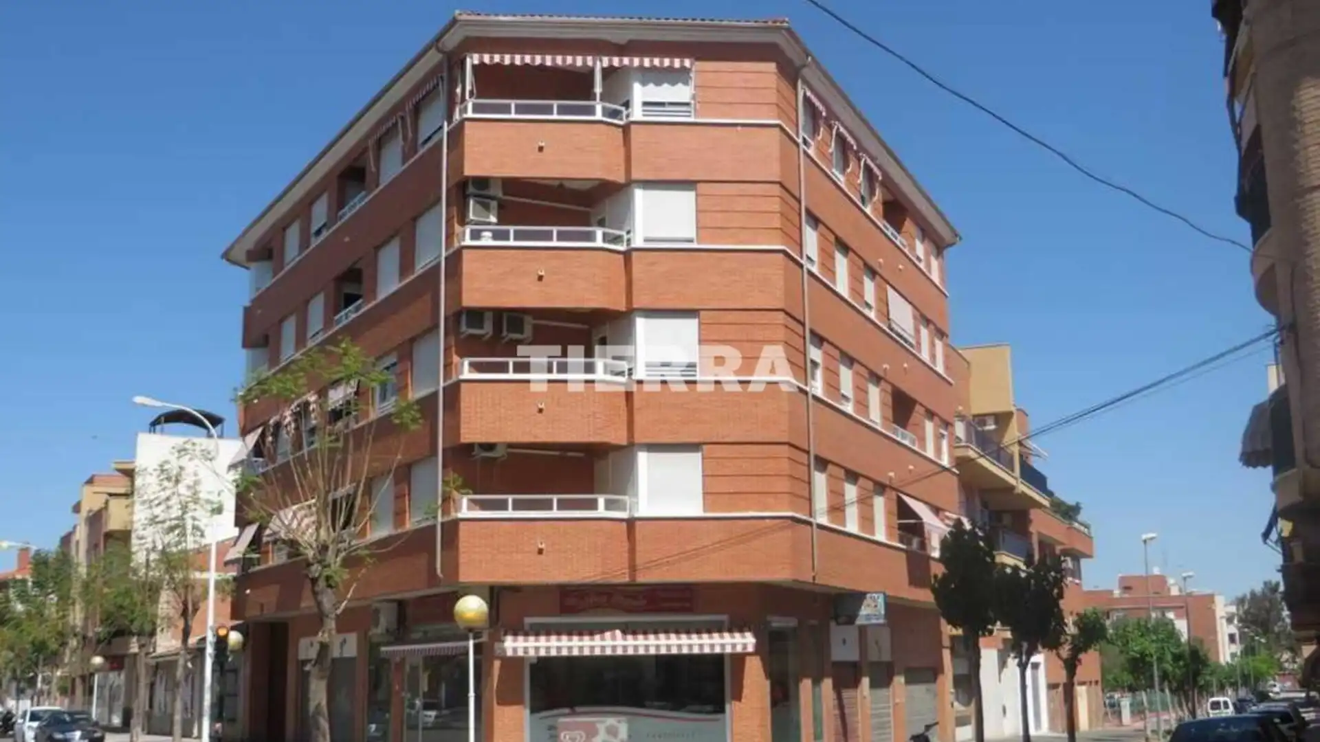 Pis en venda a Avenida Martínez Campos, Alcantarilla