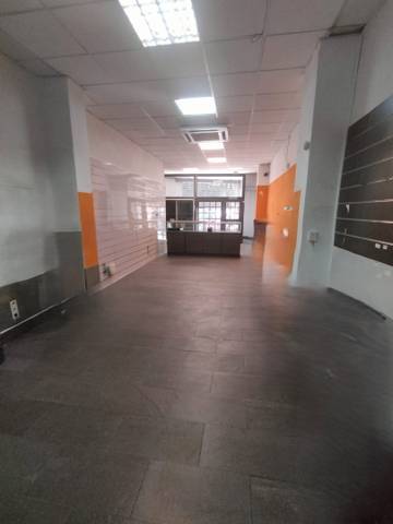 Local comercial en Alquiler en Aljomahima - Ermita